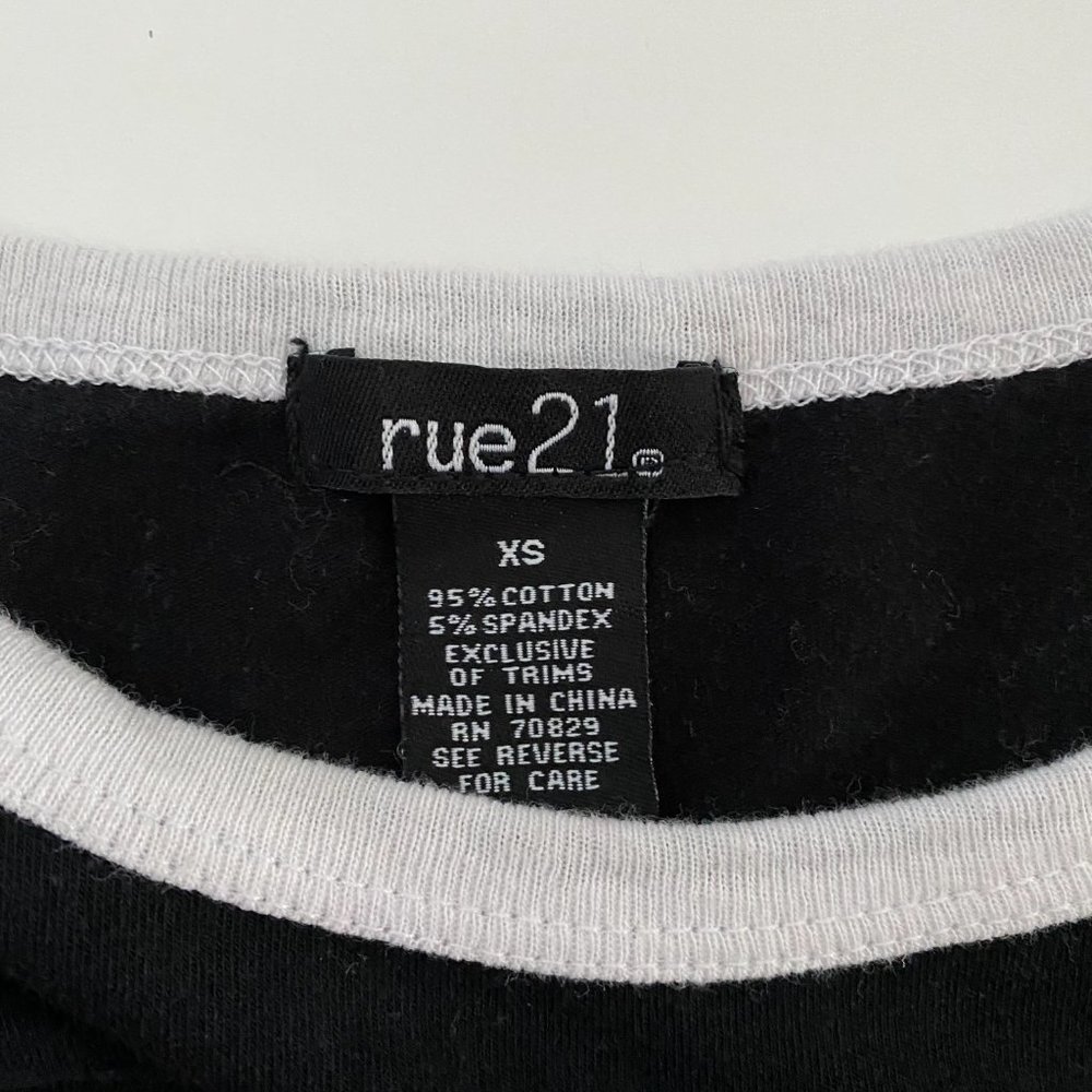 🌸RUE21 Crop Top‎ - Picture 5 of 7